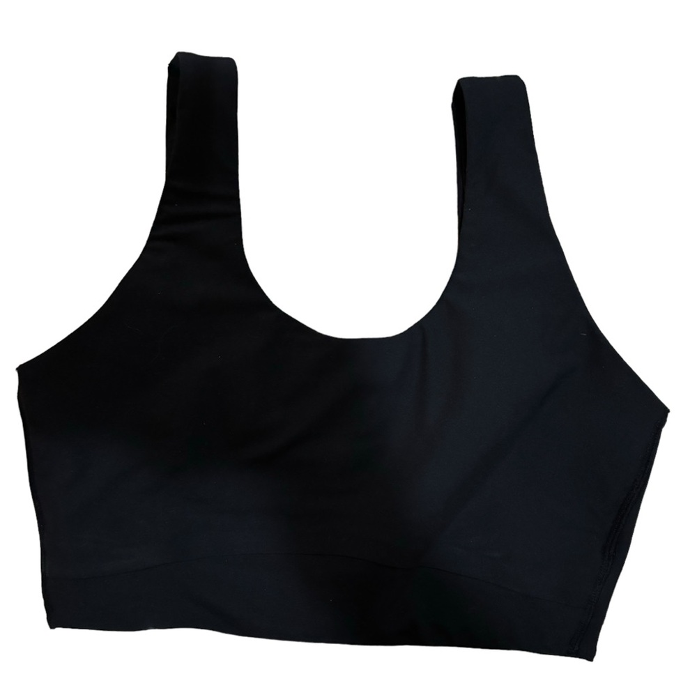 All in Motion Medium Support Everyday Bra - Size M Black - Picture 1 of 6